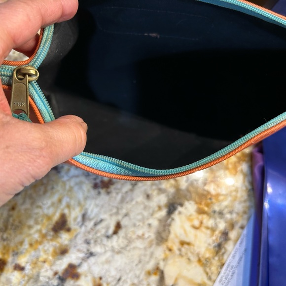 Jon Hart large/ grande makeup zipper pull bag with Crown details. - Picture 12 of 15